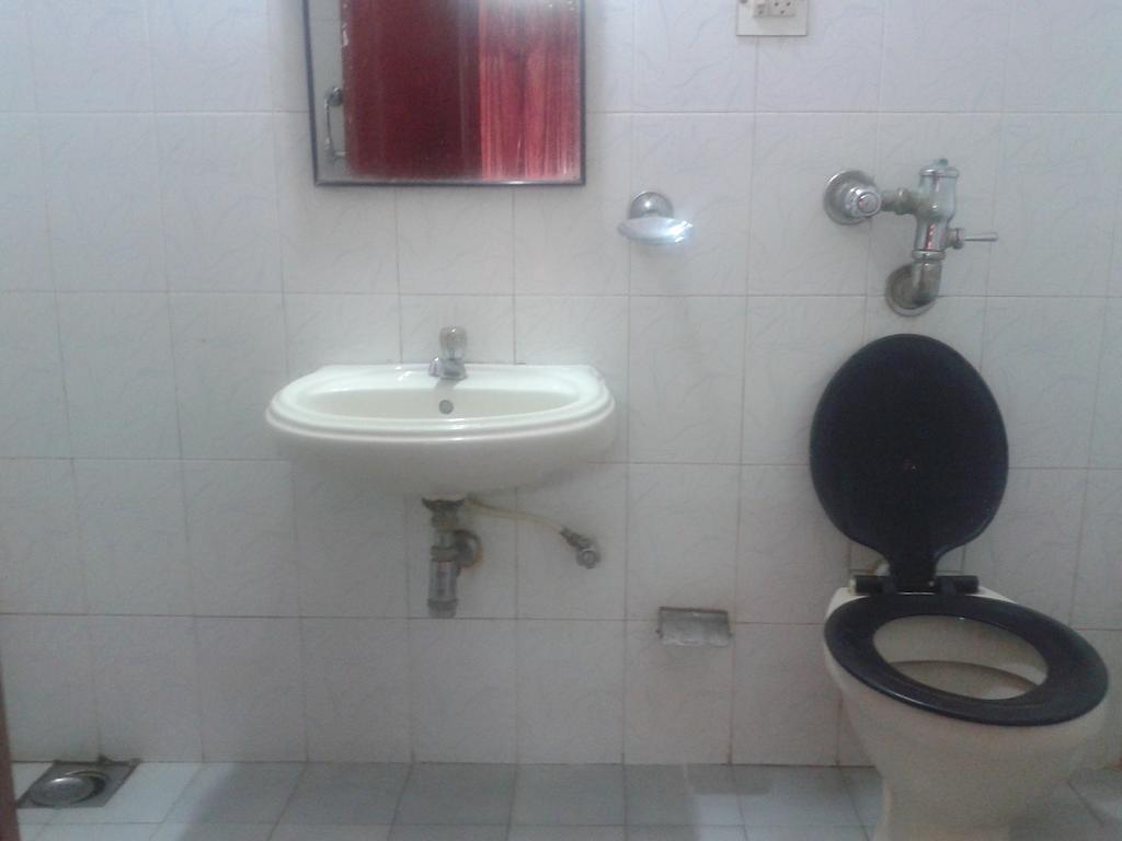 ホテル Colva Residency 部屋 写真